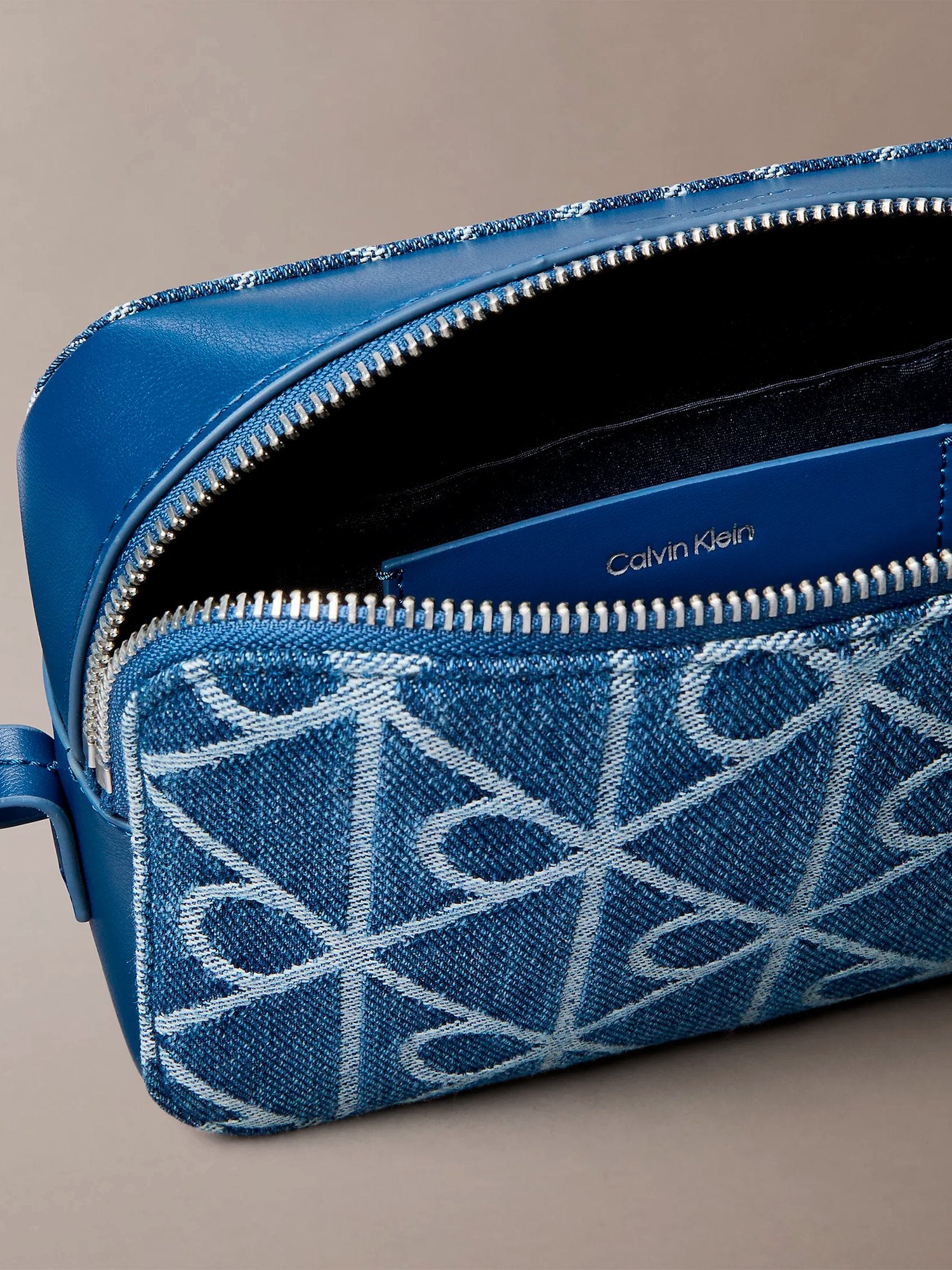32933 - Carteira_Jeans_Ck