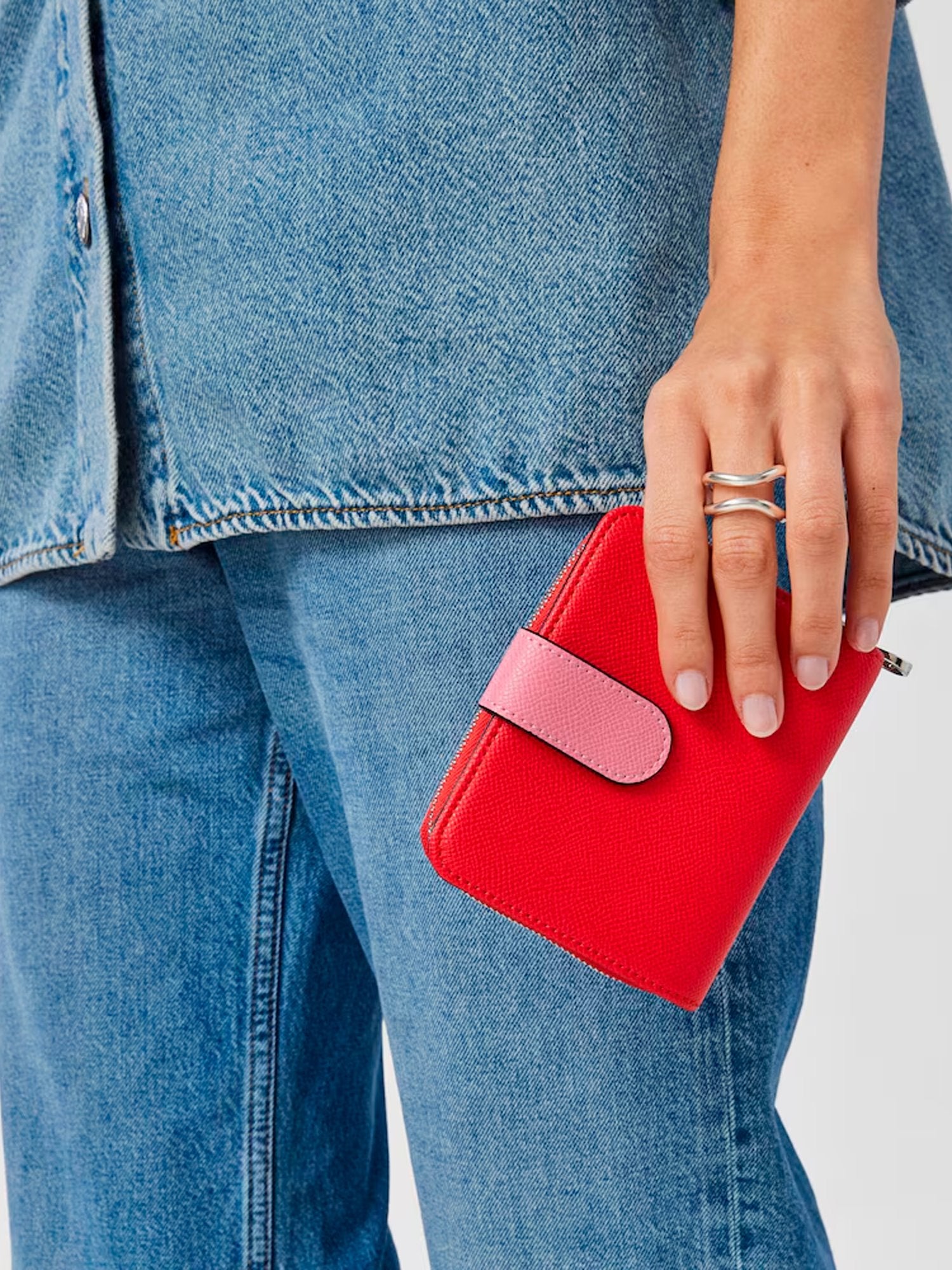 29554 - Billetera_S._New_Dubai_Saf.