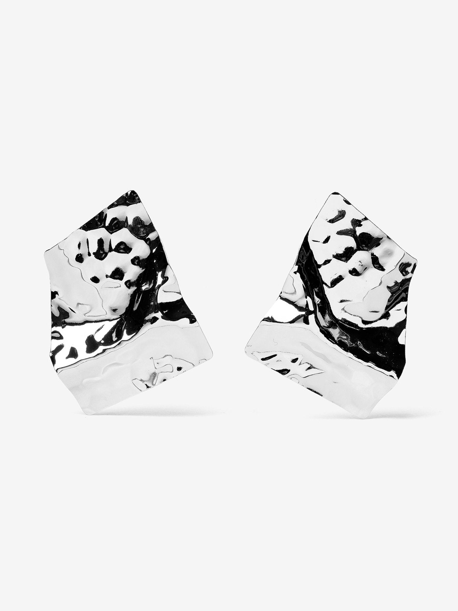 32672 - Ear_10579