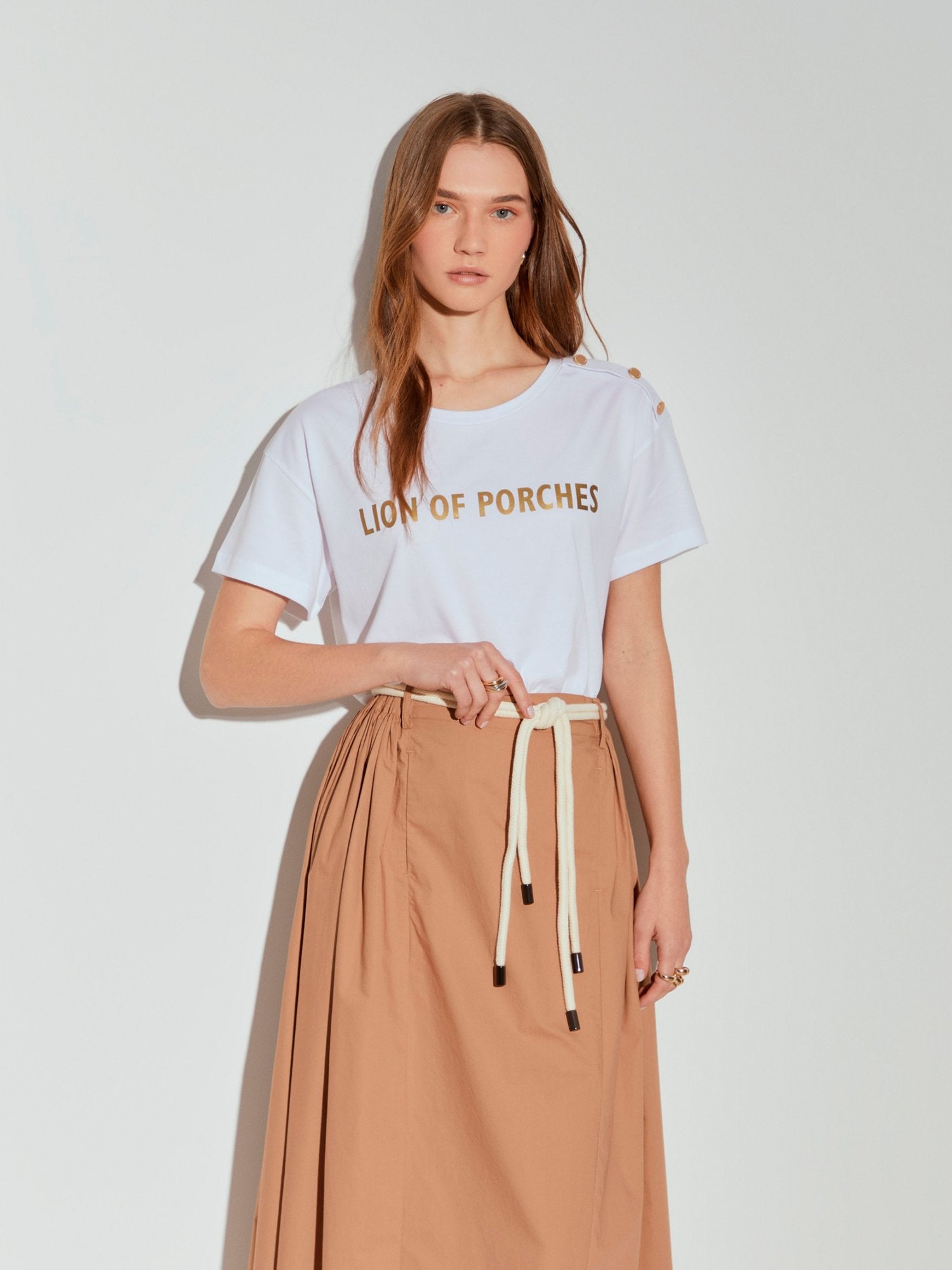 24333 - T-Shirt_Lion_Of_Porches