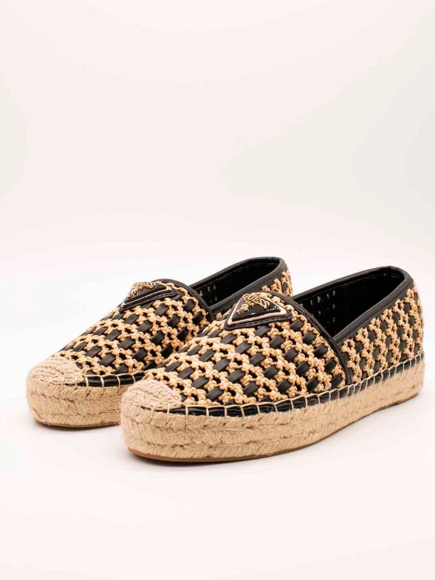 25098 - Alpercata_Jolandon