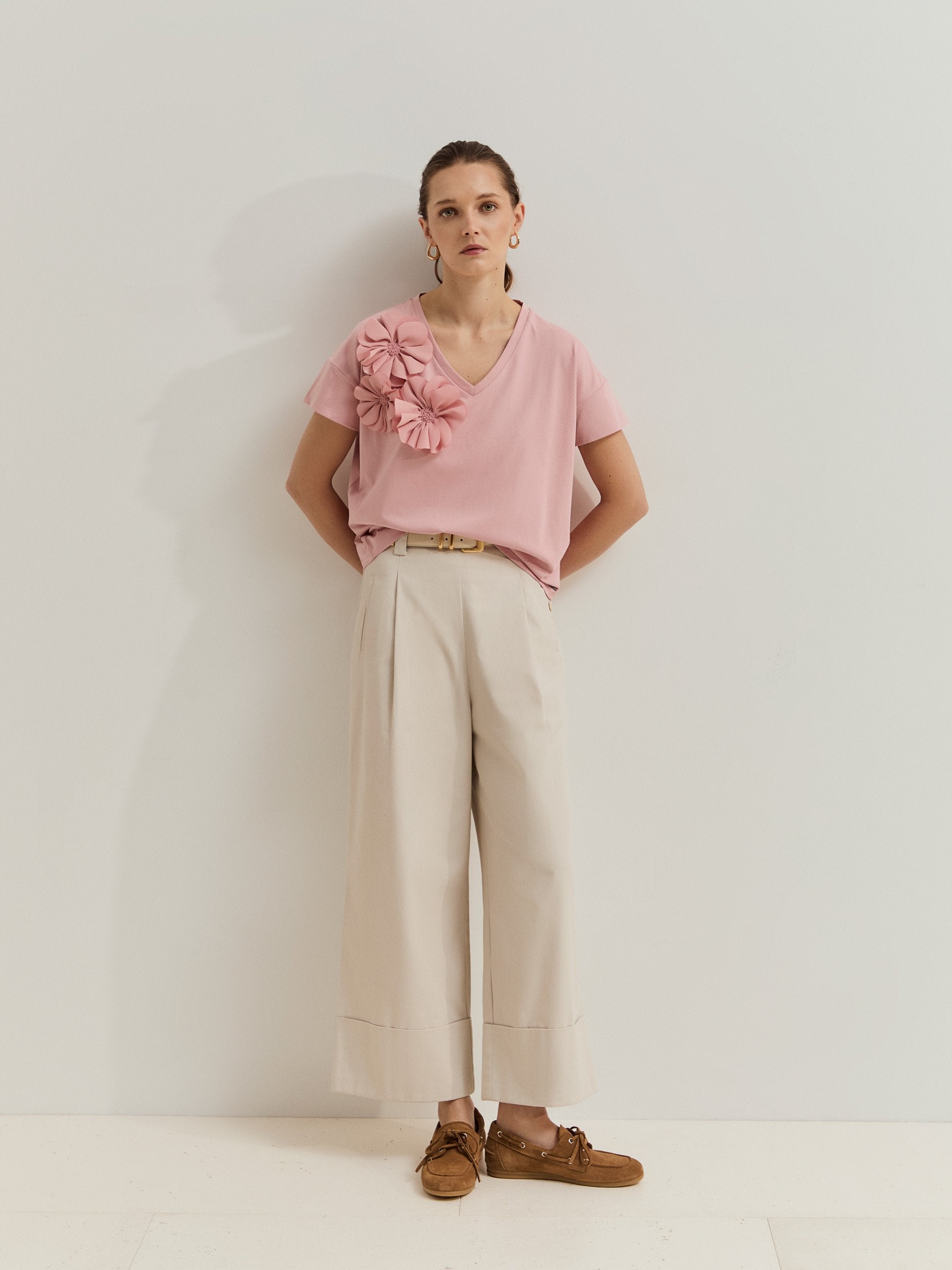 30719 - T-Shirt_Com_Flores_e_Missangas