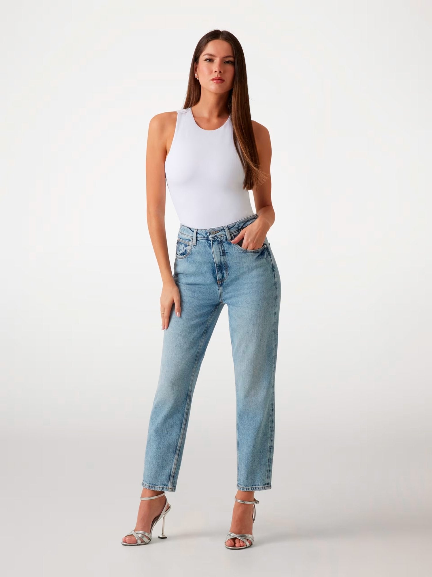 30556 - MOM_JEAN