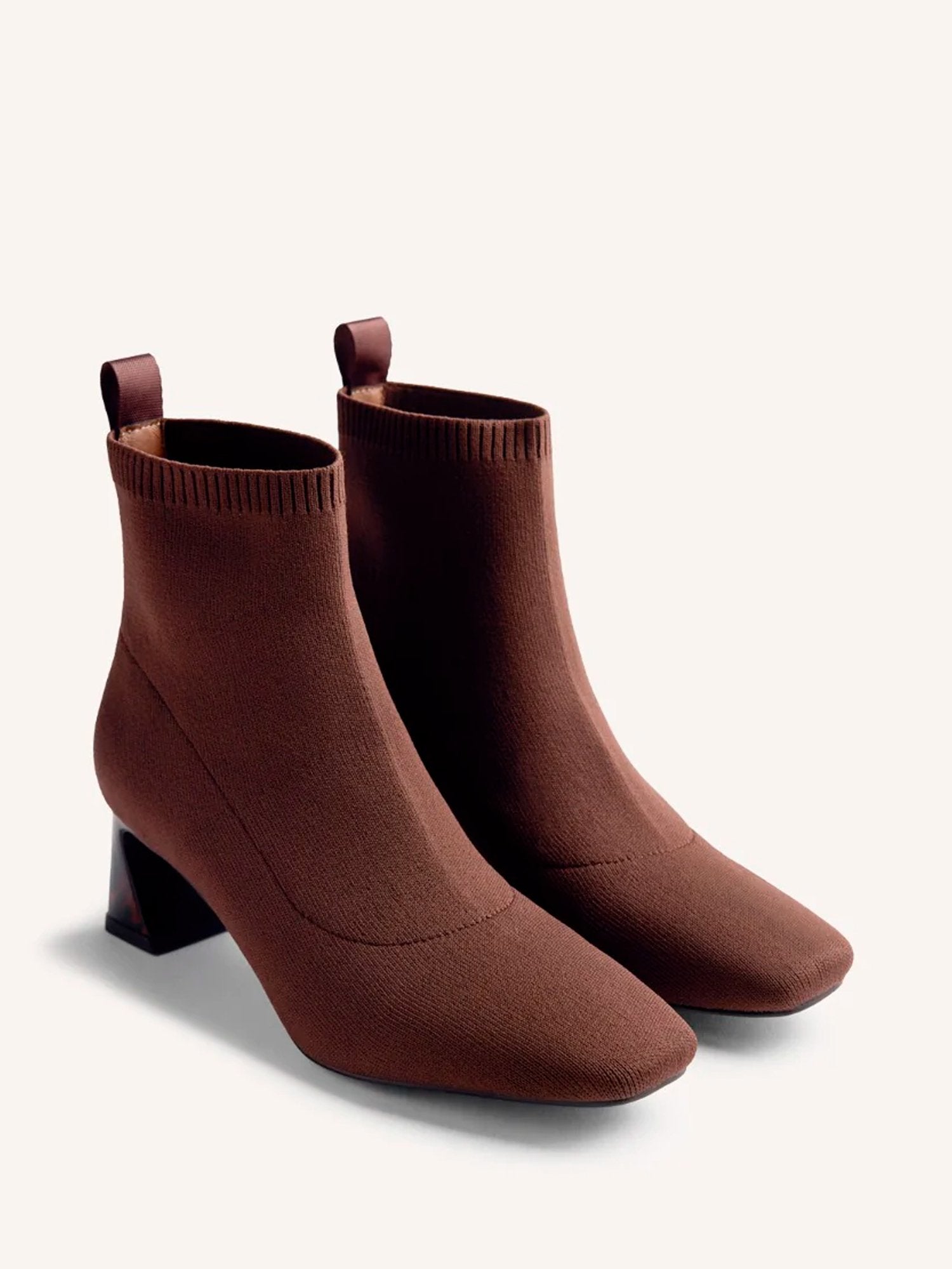 29347 - Botin_Basic_Lyle