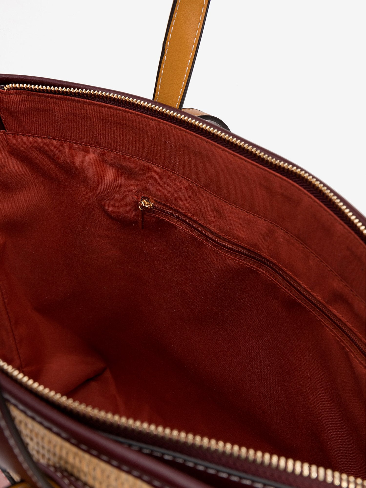 32427 - BAG_4990