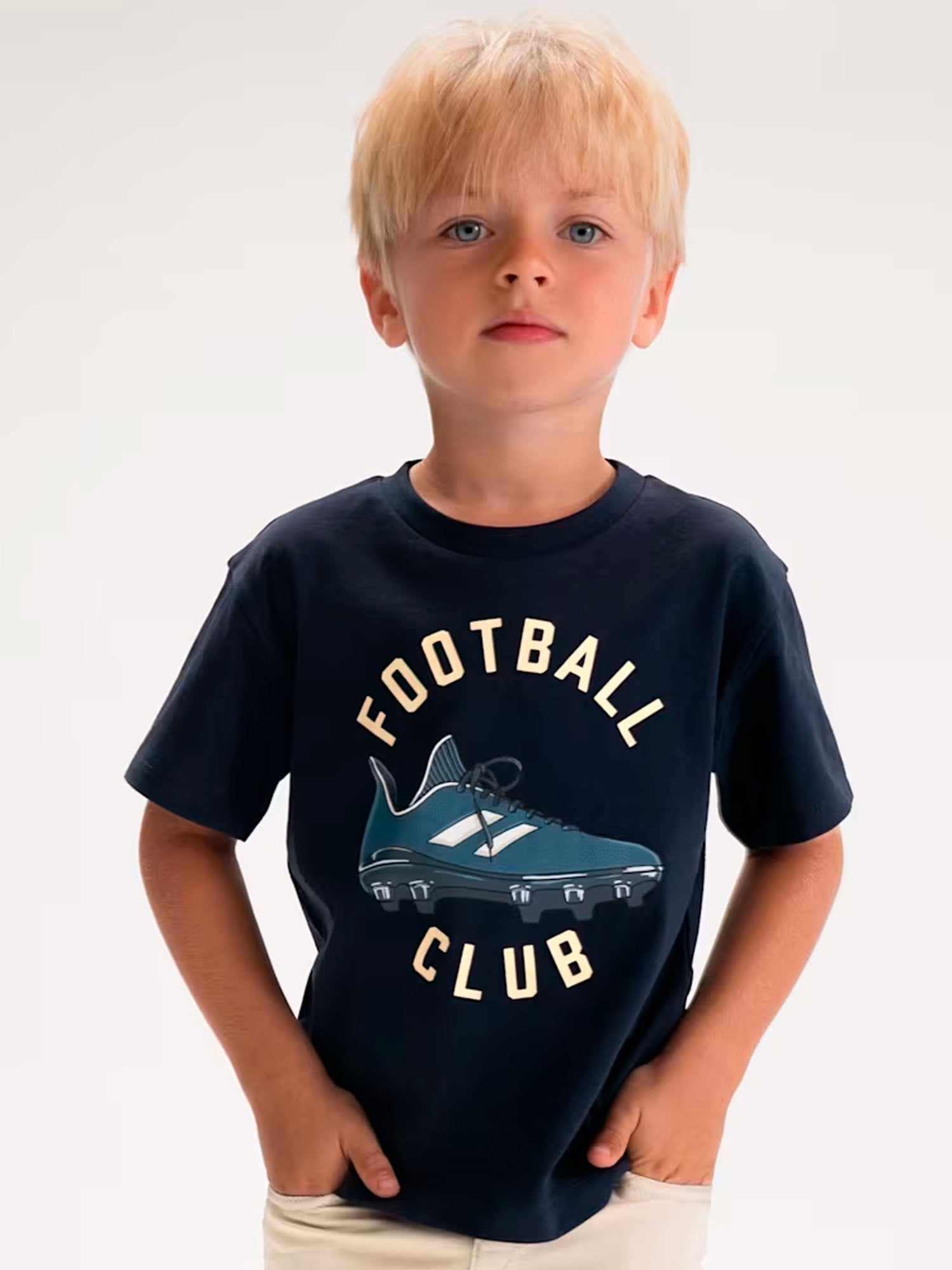 31139 - T-Shirt_Botas_de_Futebol_Menino