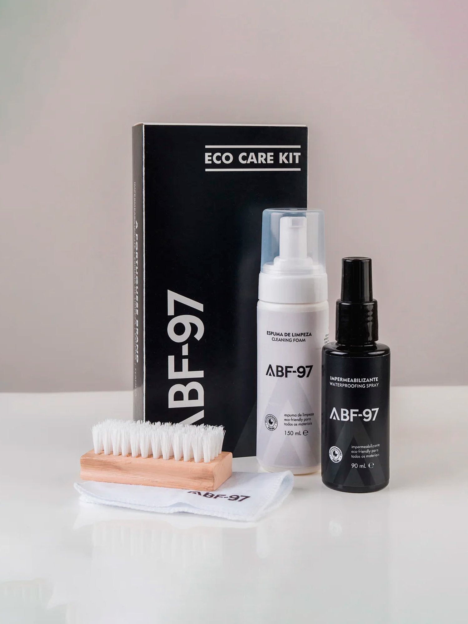 30532 - Kit_Limpeza_de_Calçado