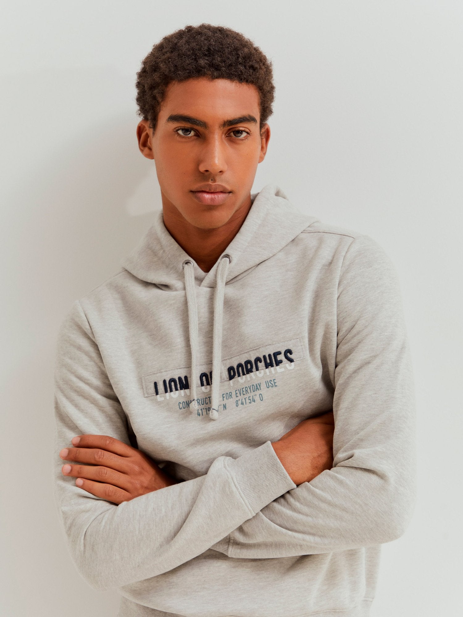 28661 - Hoodie_Lion_Of_Porches_Capuz