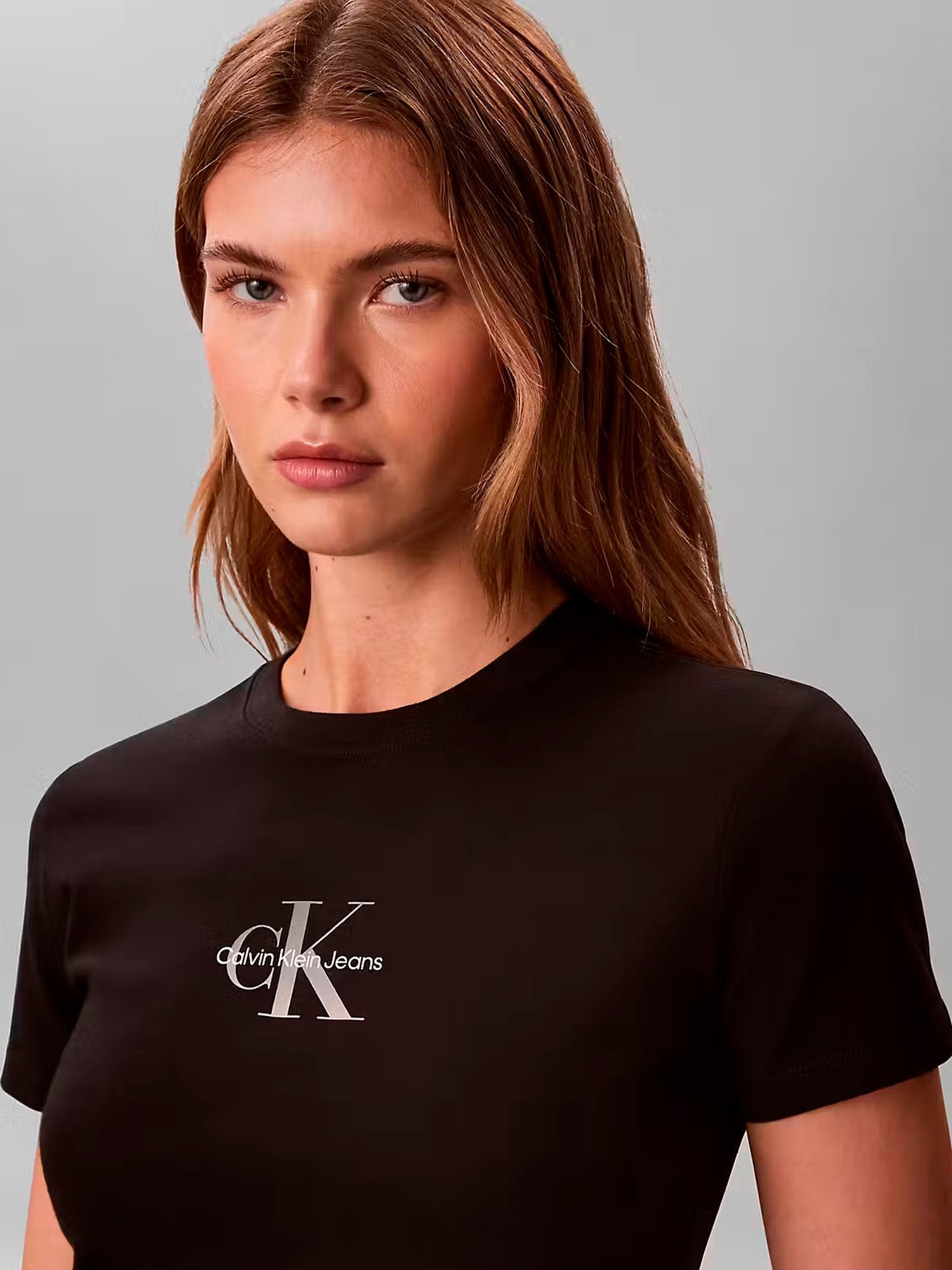 30791 - GRADIENT_MONOLOGO_SLIM_TEE