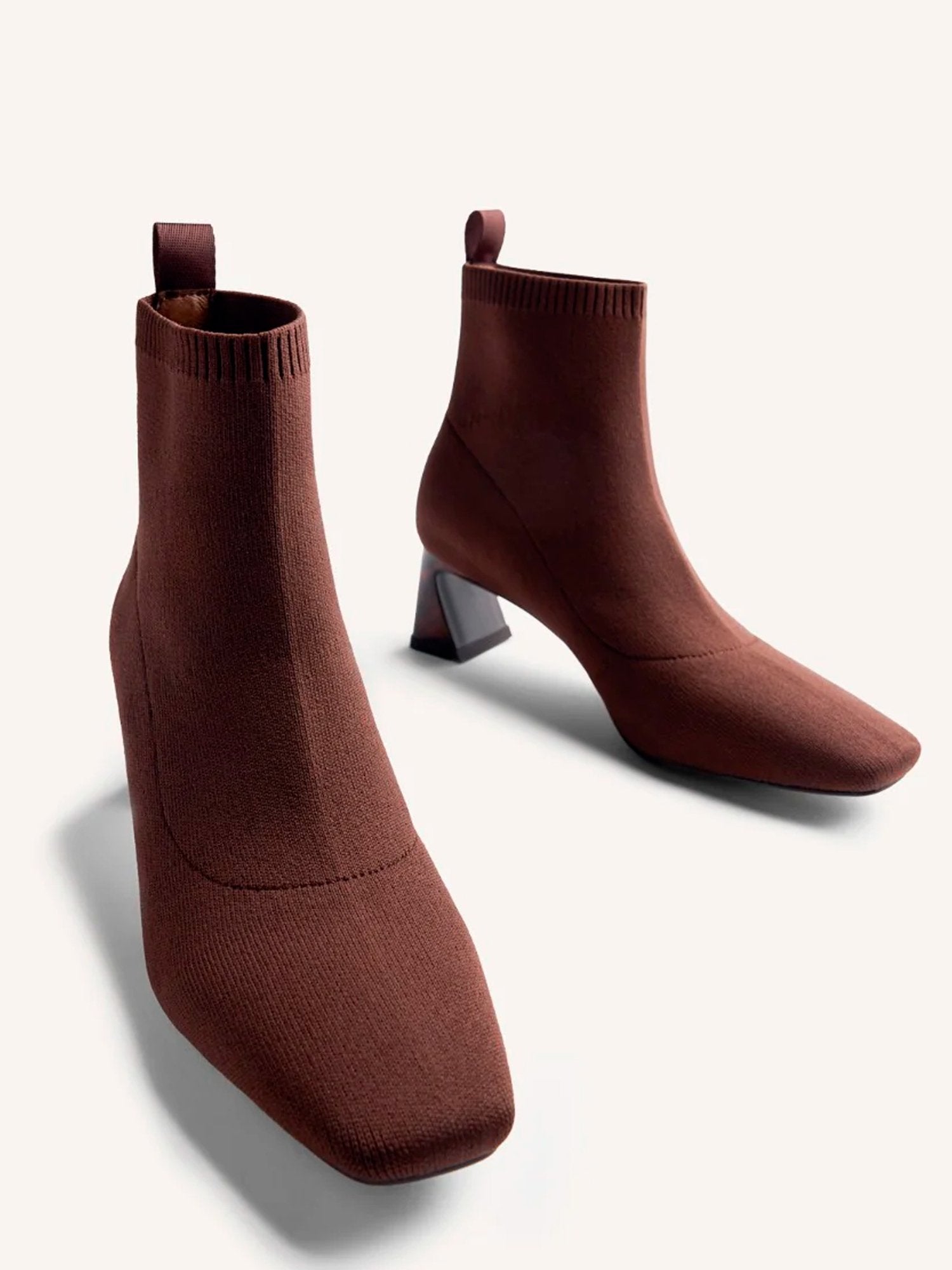 29348 - Botin_Basic_Lyle