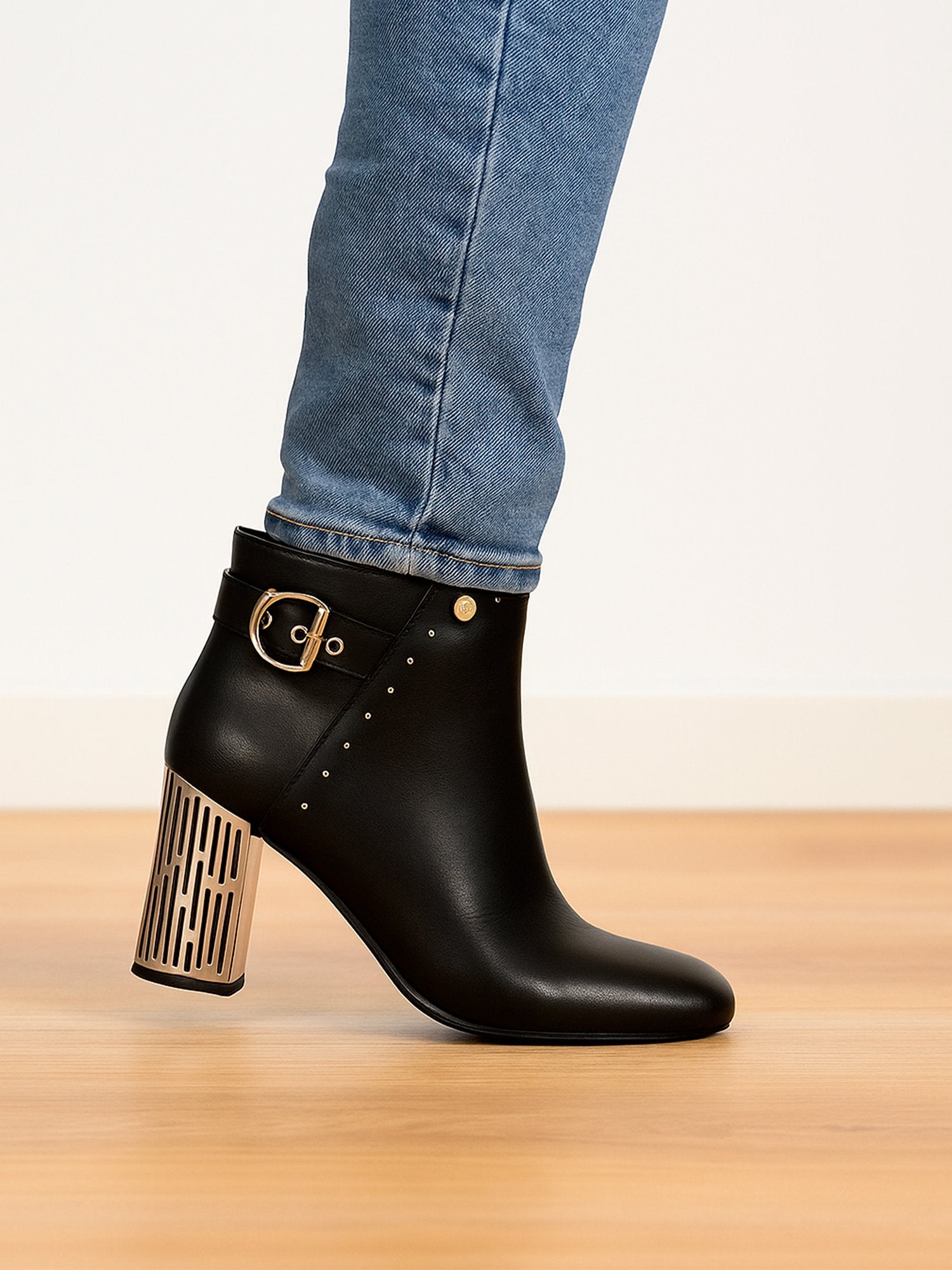 29457 - BOTIN_299-8291