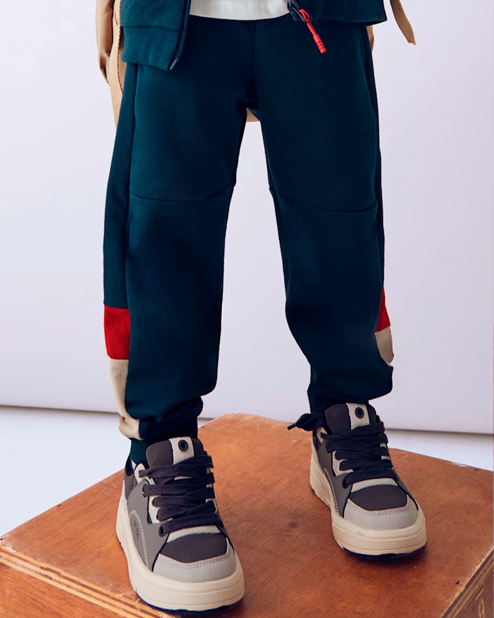 28104 - "Fato_treino_""non_stop""_______"