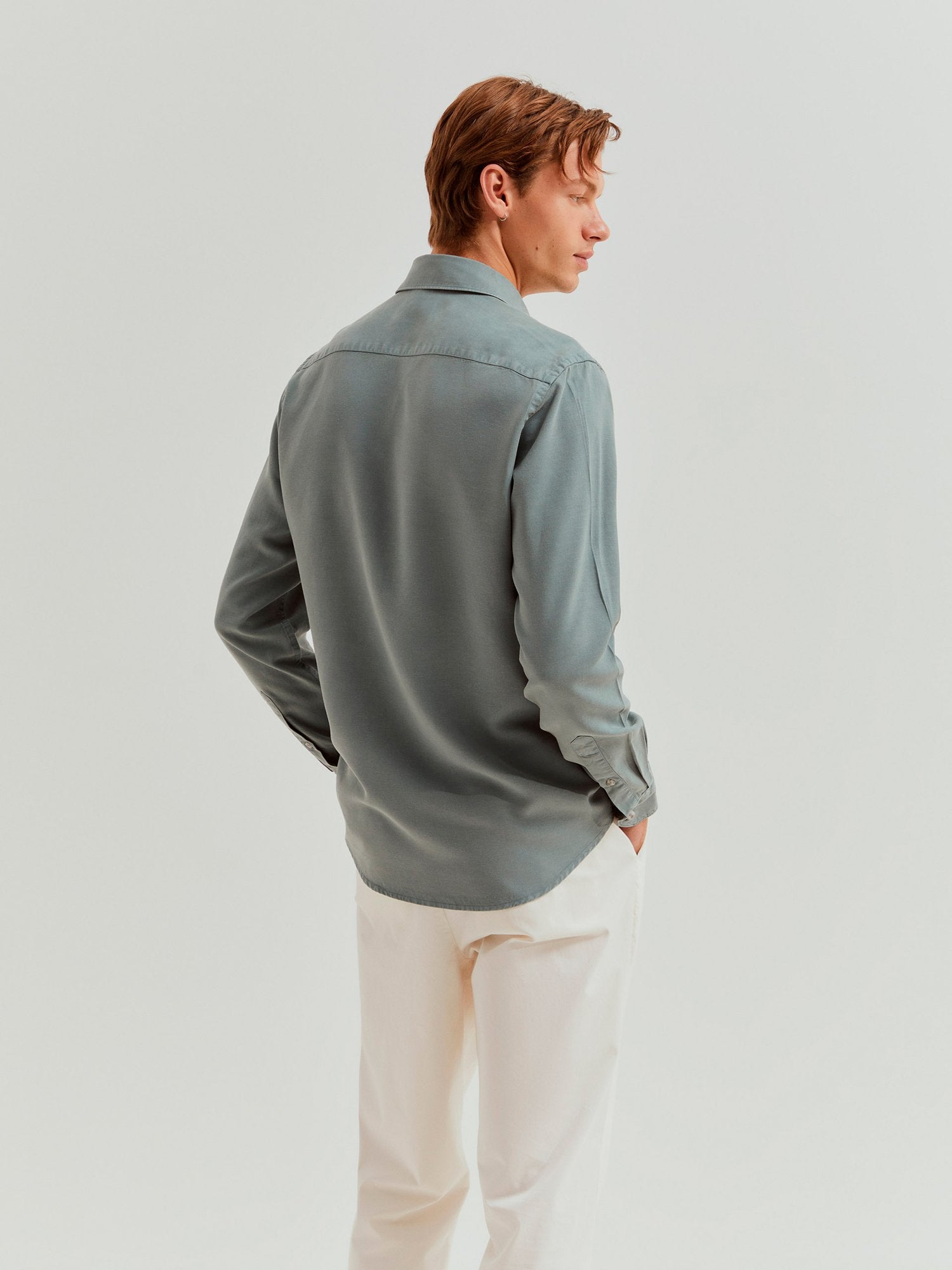 28392 - Camisa_Slim_Fit_Linho