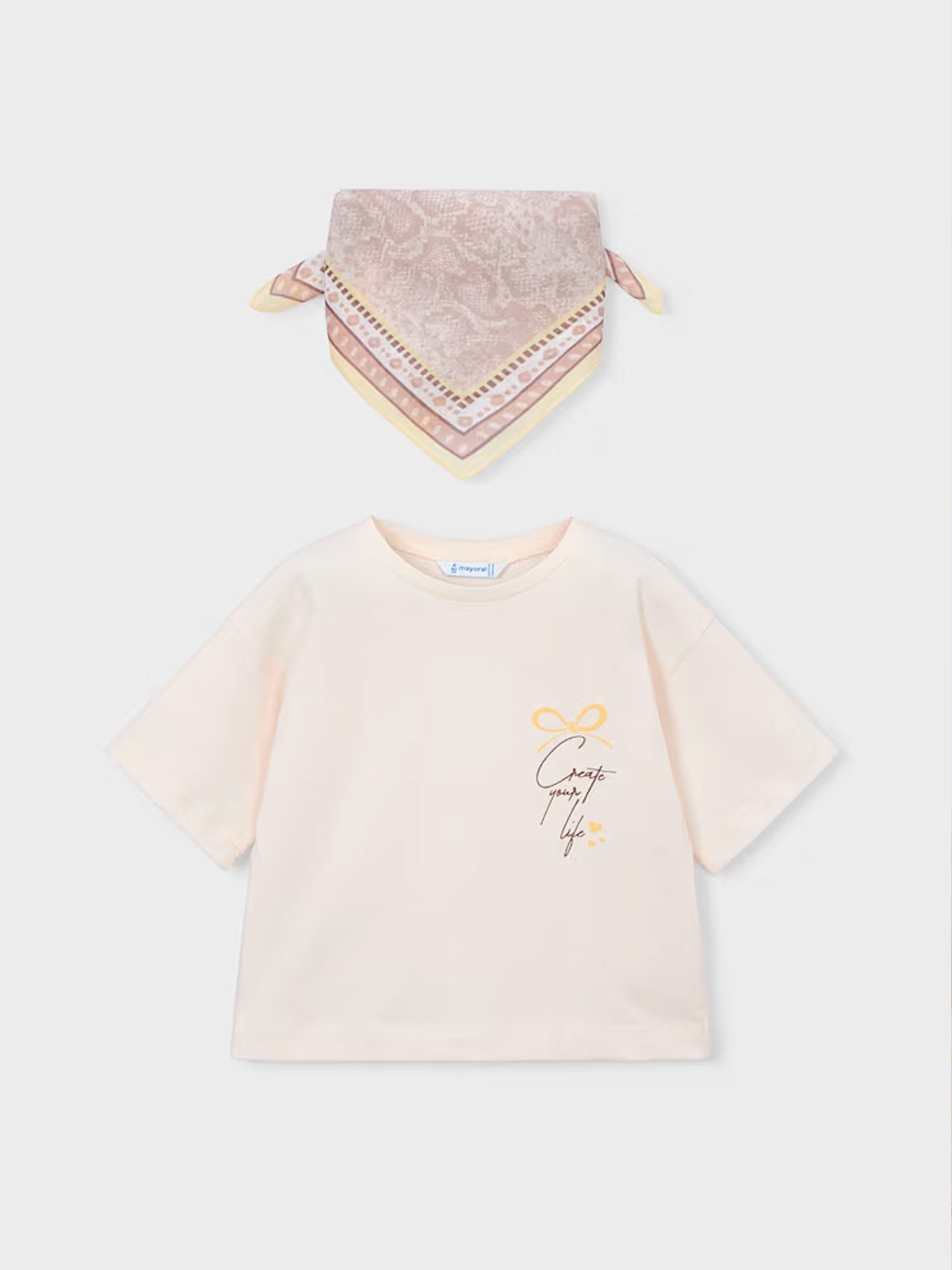 31150 - T-Shirt_com_Lenço_Estampado