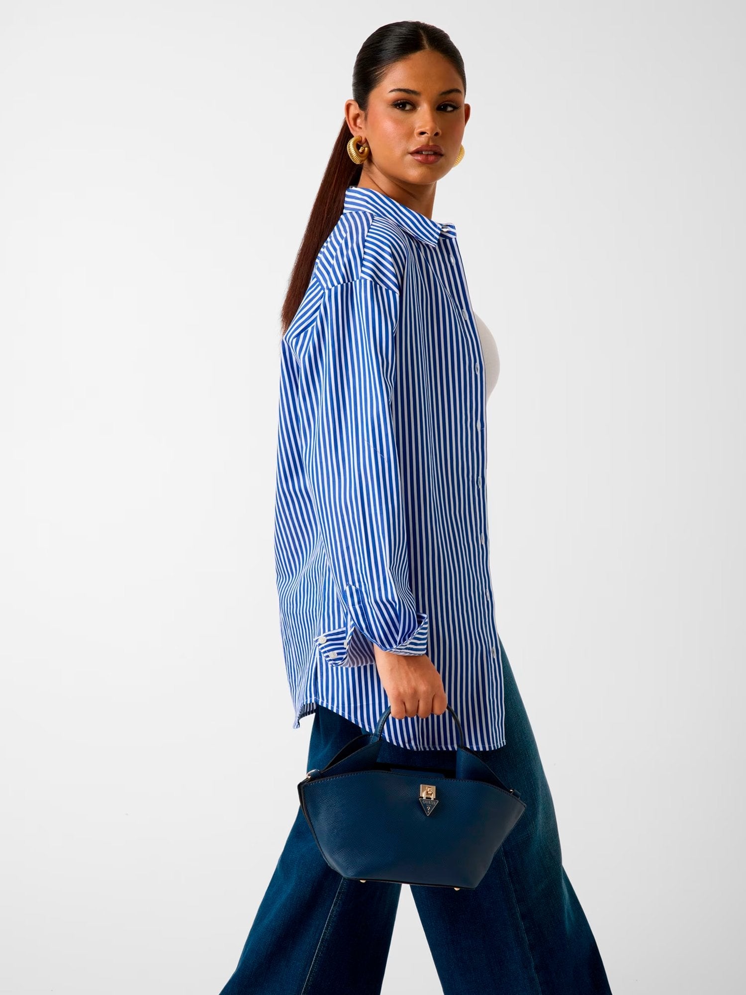 31635 - PATSIE_TOP_HANDLE_BU