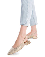 24820 - Sapato_Bico_Senhora