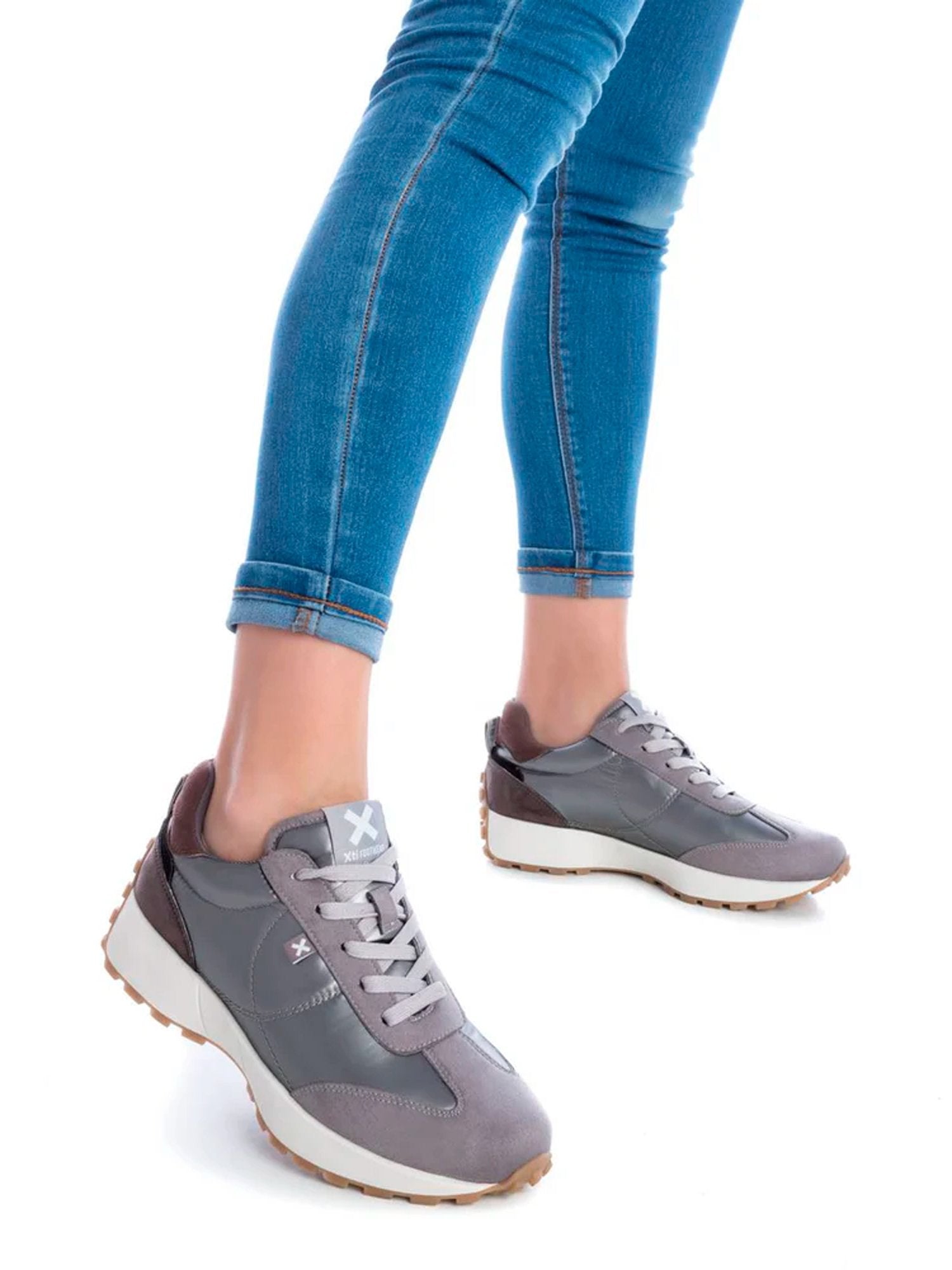 28217 - Sapatilha_Senhora_XTI