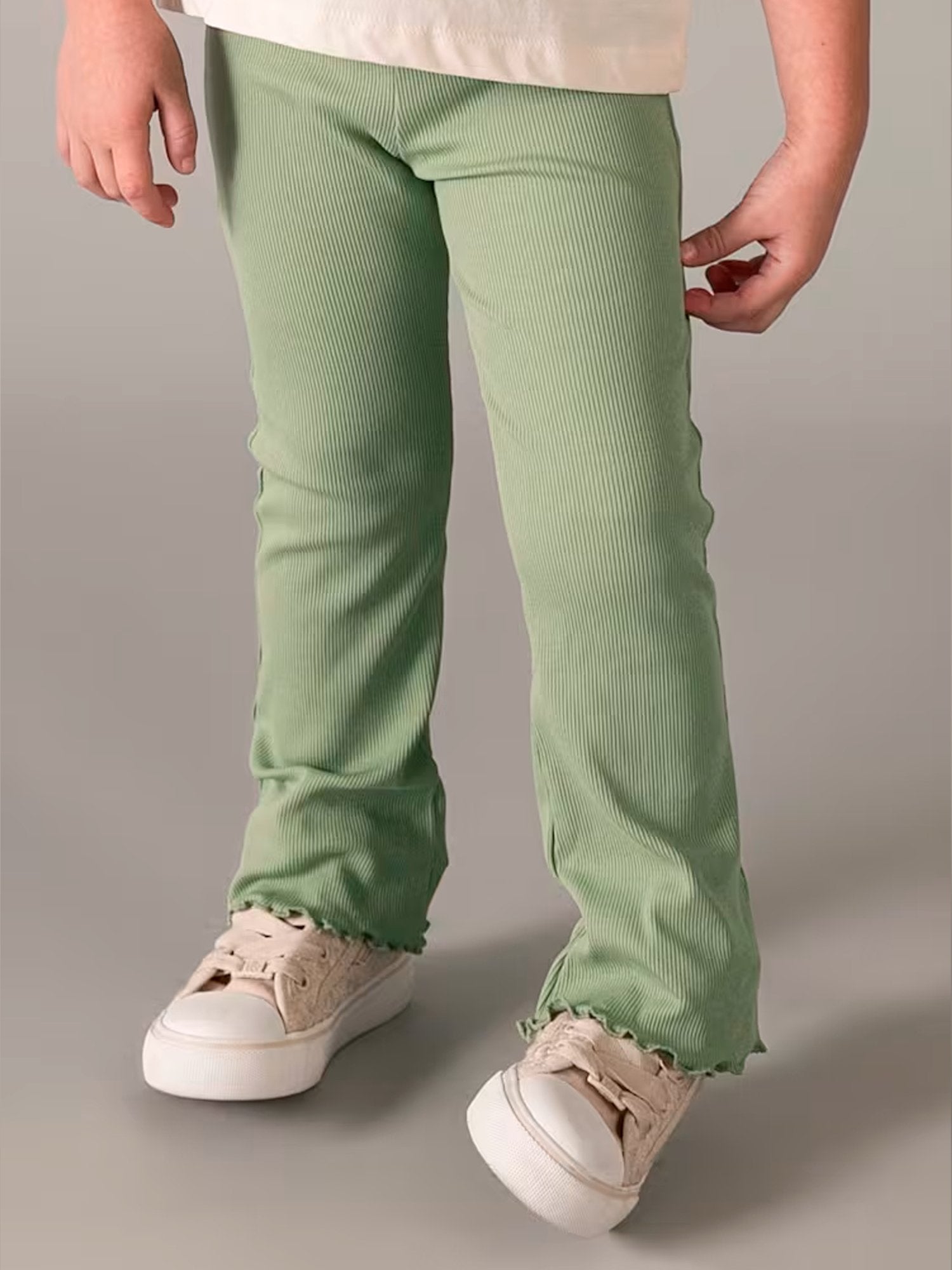 31106 - Leggings_Caneladas_Menina