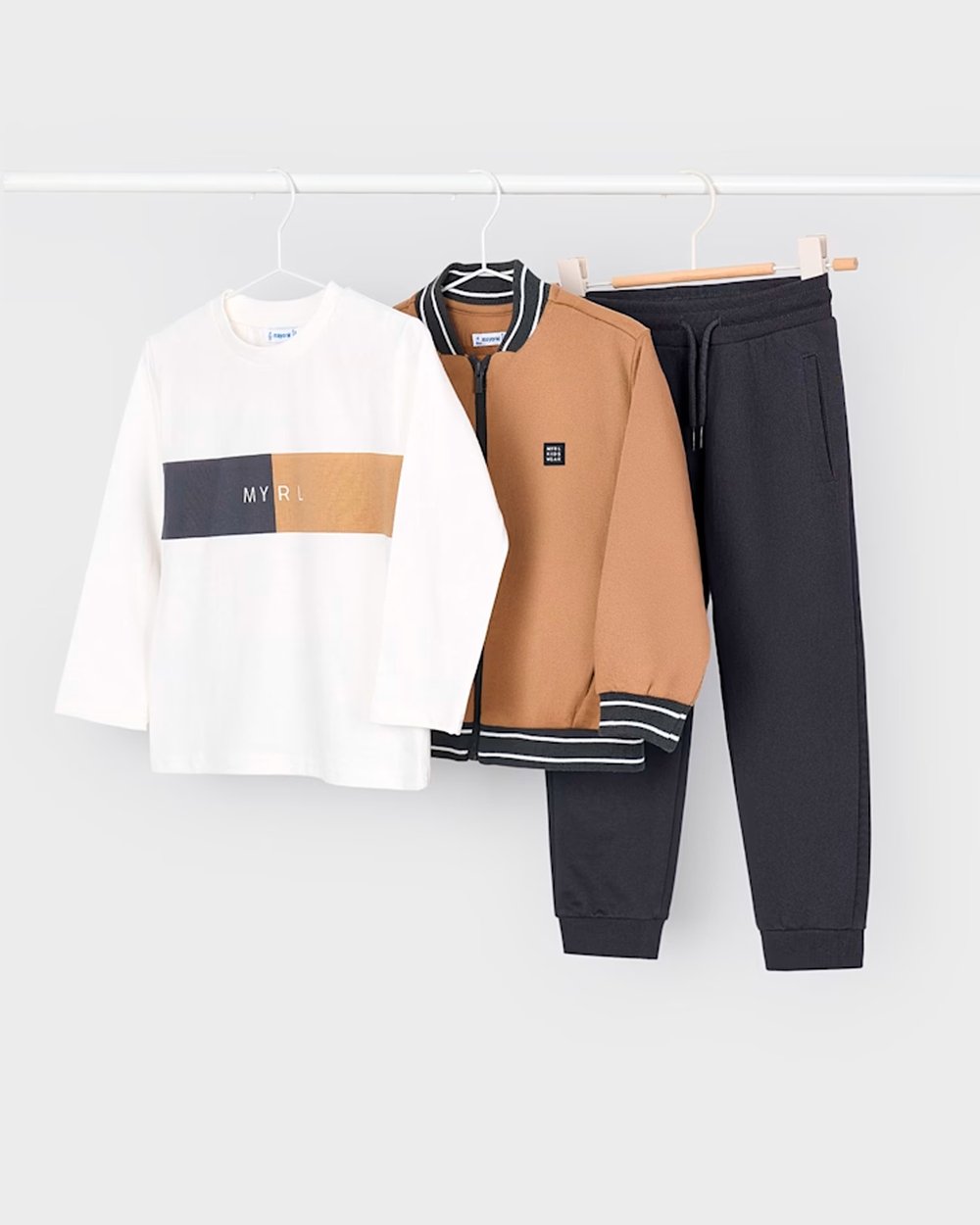 28107 - Fato_treino_3_Peças_Menino