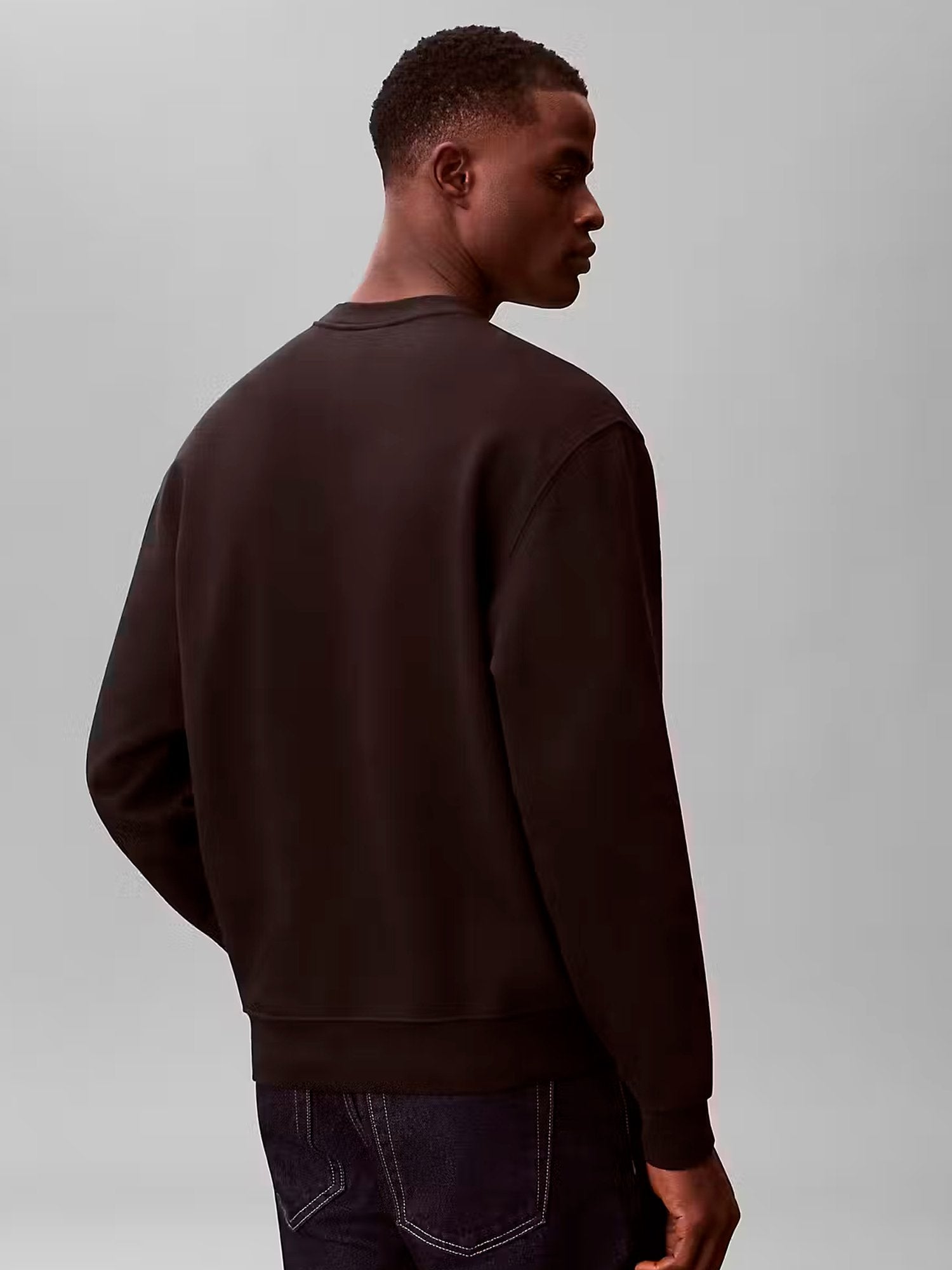 30621 - LS_350TERRY_EU_WHSL_BADGE_CREWNE