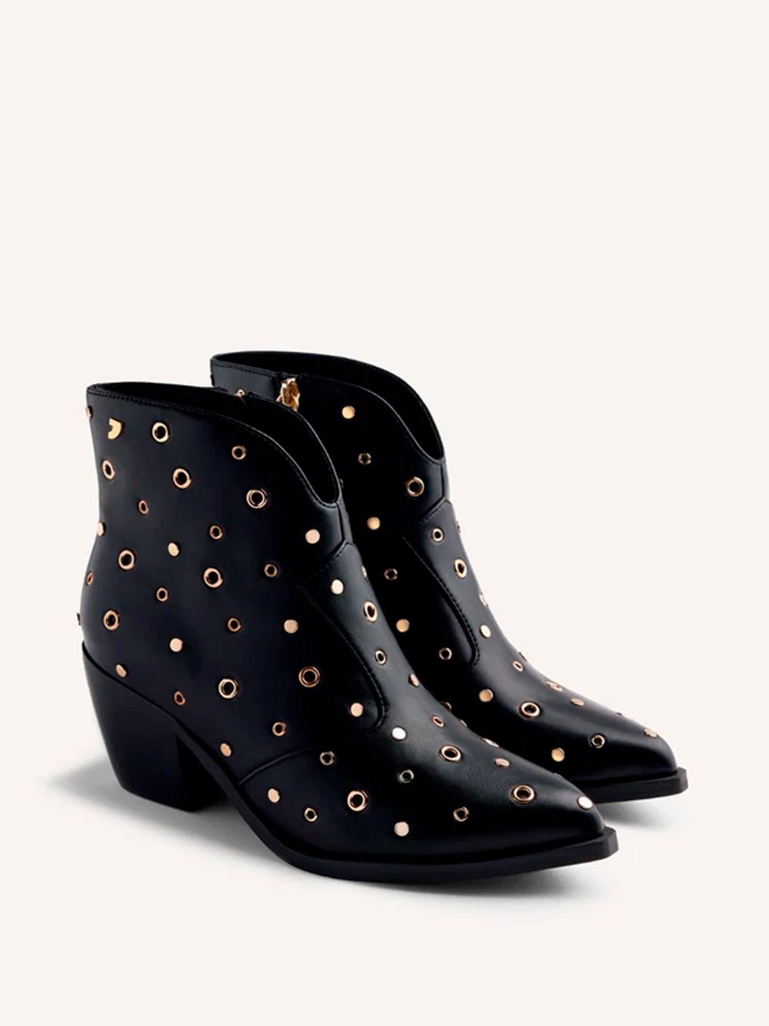 29358 - Botim_Tachas_Muskegon