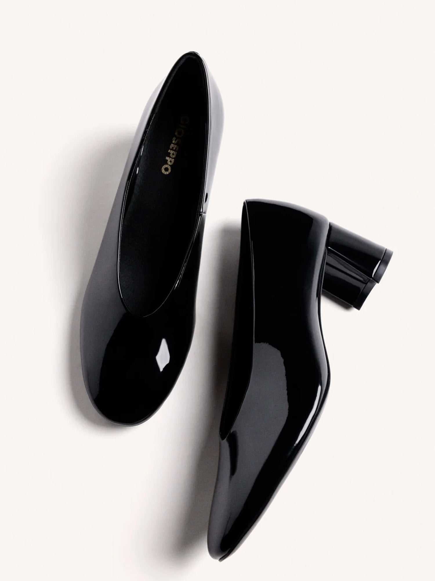 33587 - Sapatos_de_Salto_Efeito_Verniz