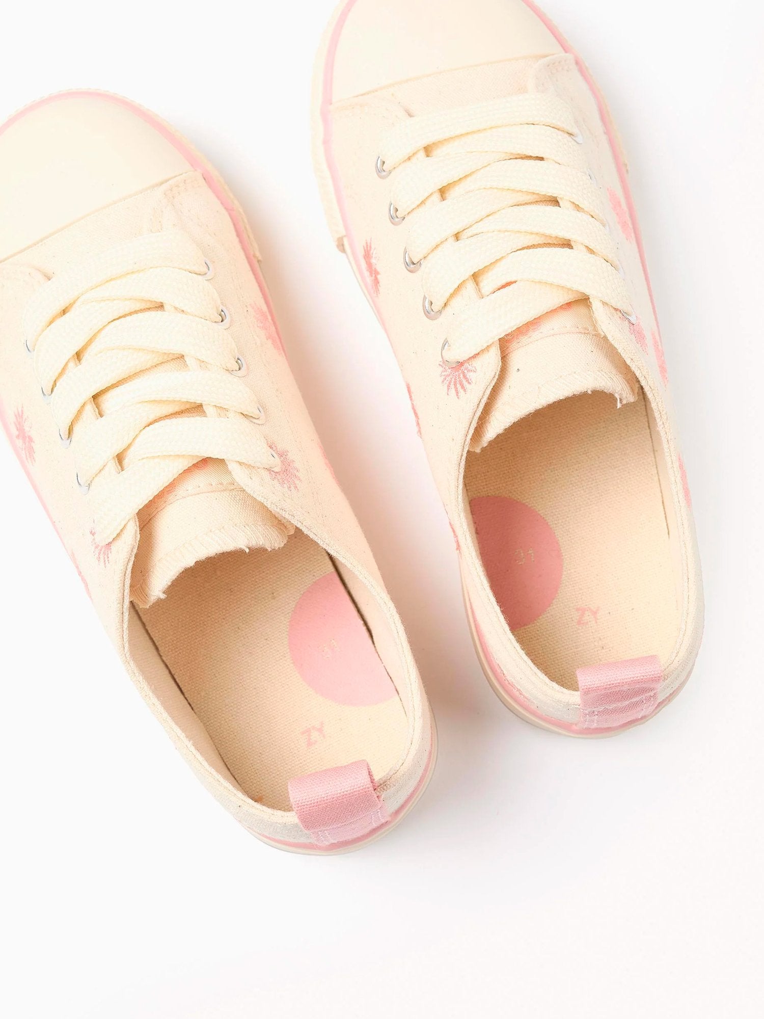 31255 - Sapatilhas_Flores