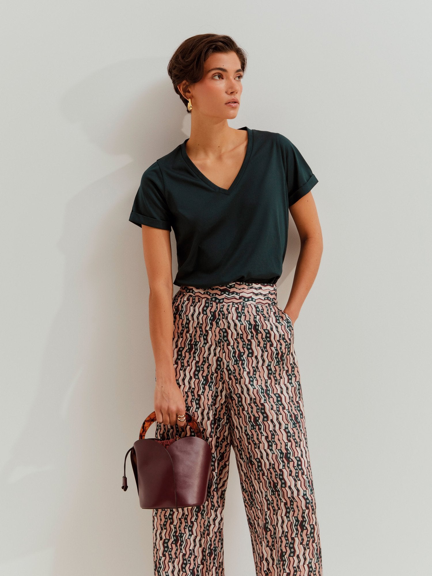 27640 - T-Shirt_Básica_Mulher_Lion