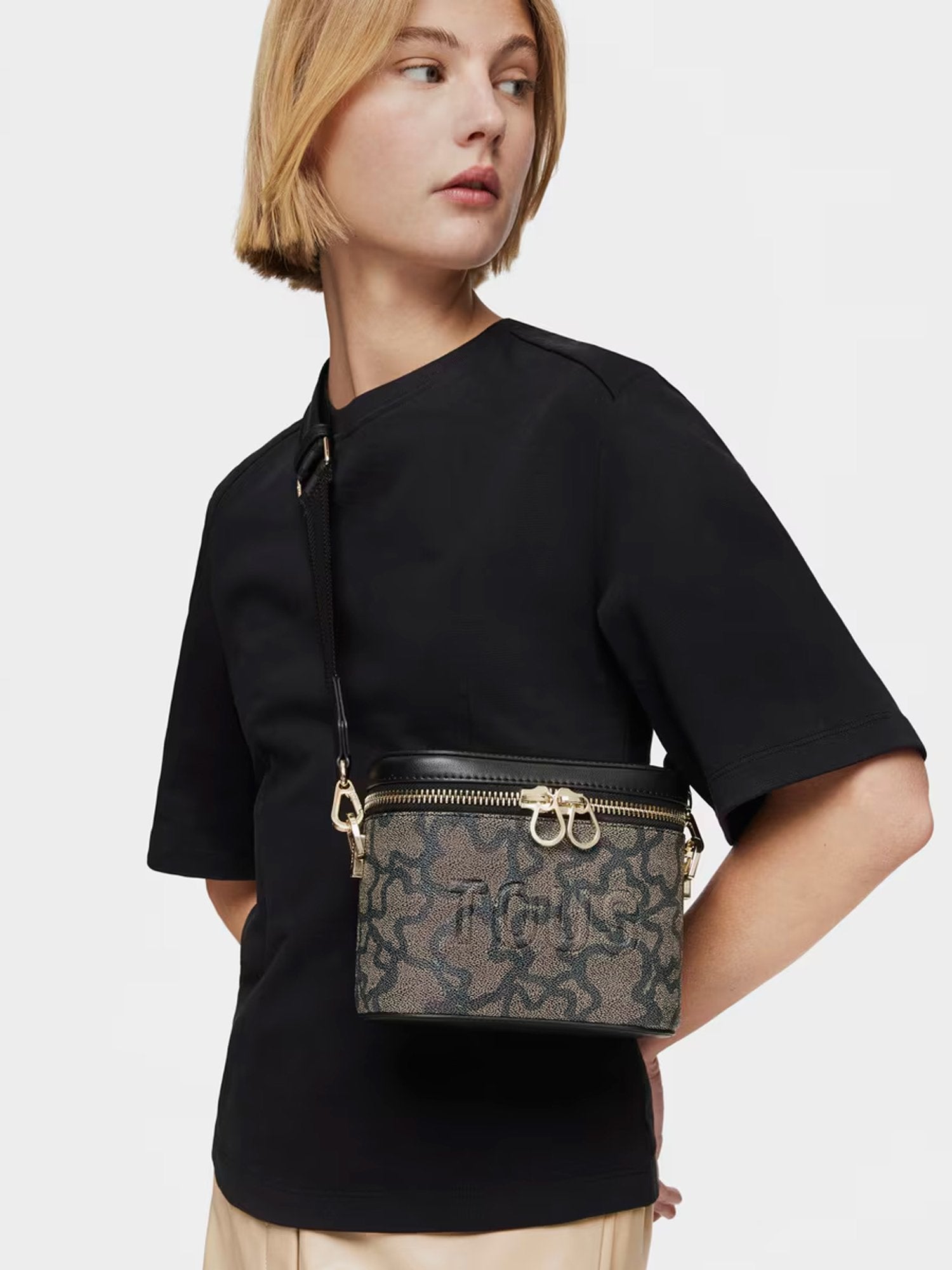 19715 - BAND-BOLSO_DE_MANO_KAOS_ICON