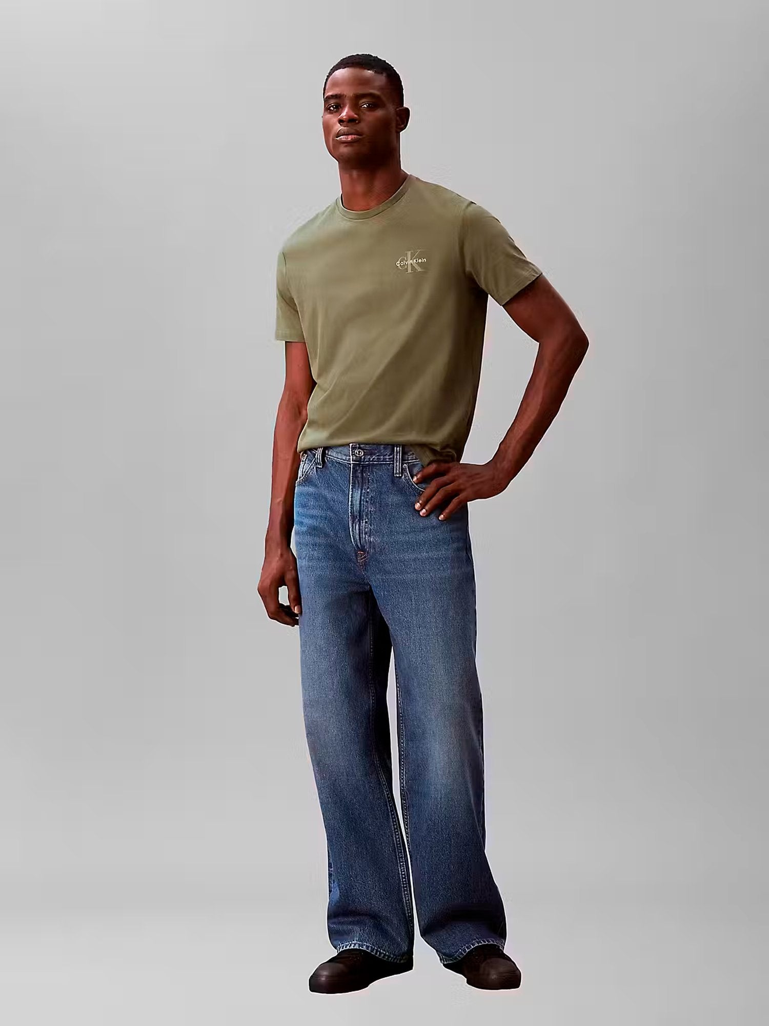 30783 - SS_30S_CLSSC_MICRO_MNLGO_TEE