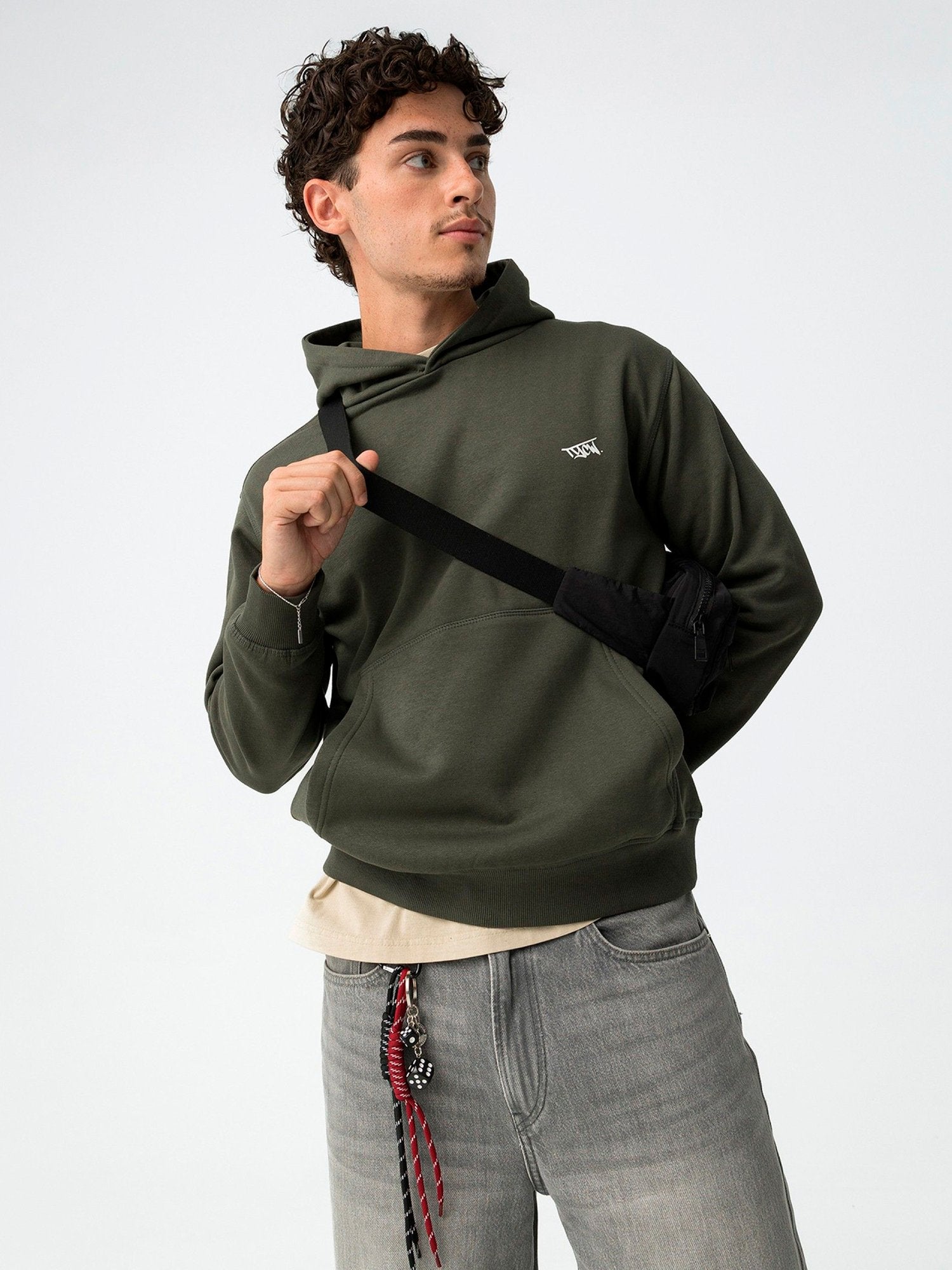 28761 - Hoodie_Julian