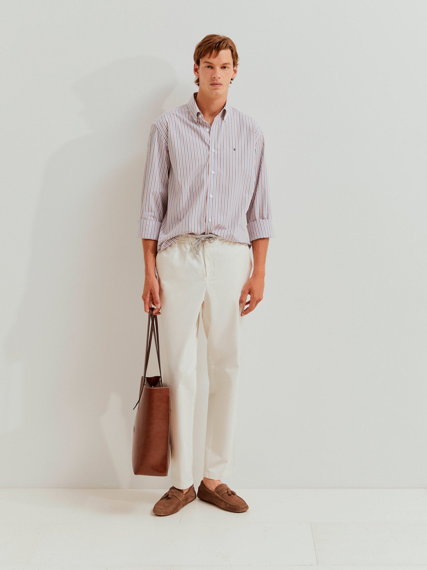 28671 - Camisa_Regular_Fit_às_Riscas