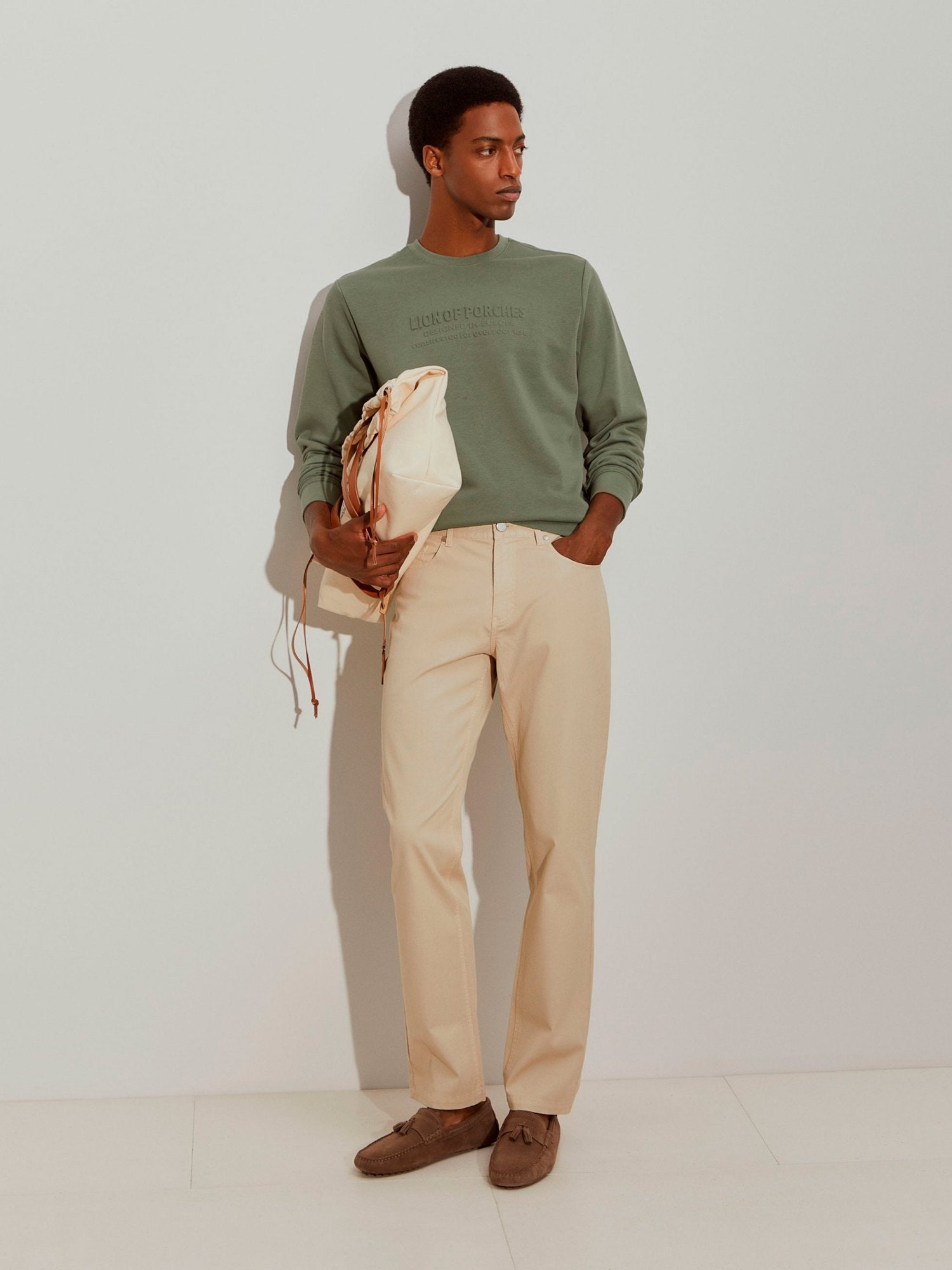 24975 - Calças_Regular_Fit