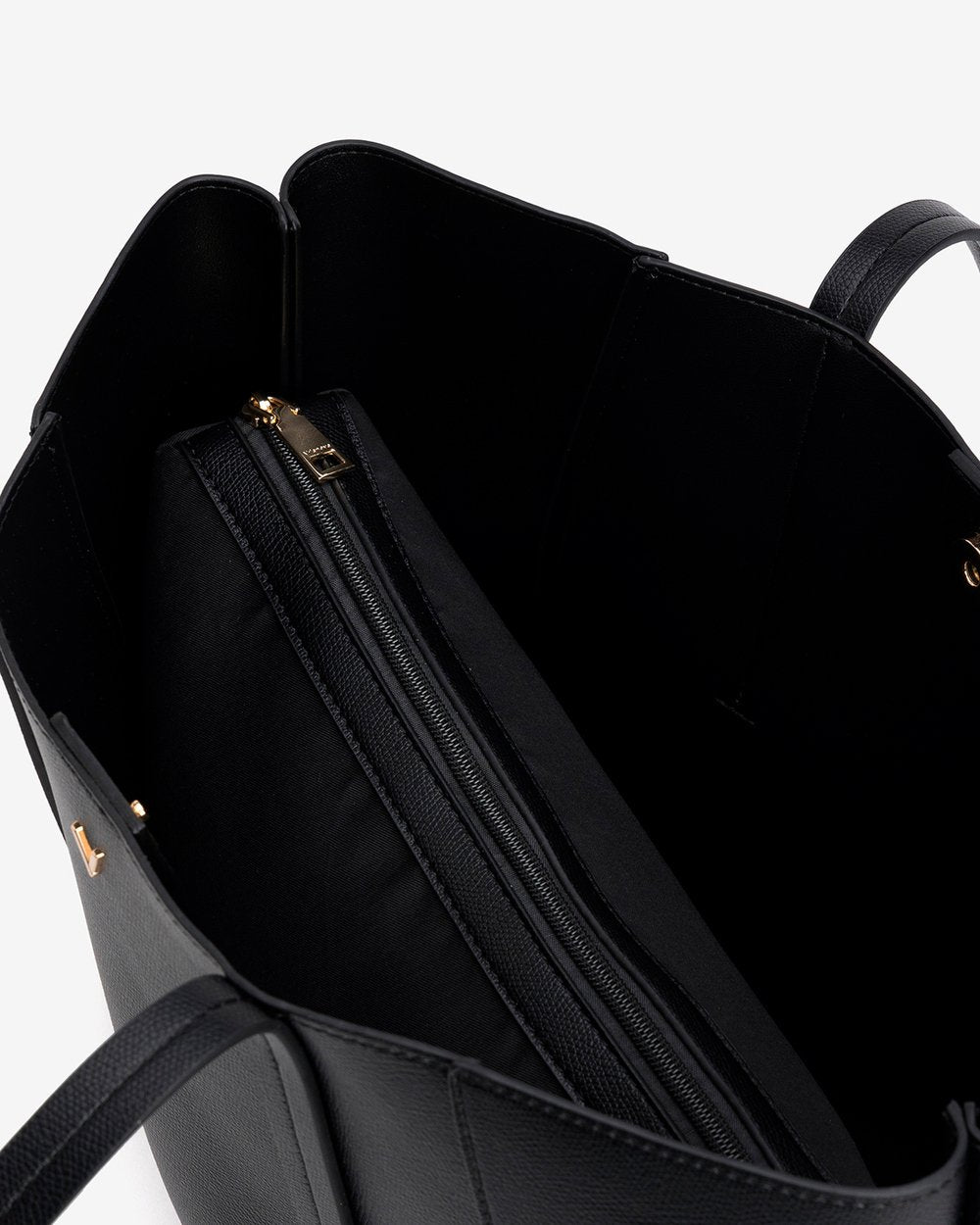 33011 - BAG_4995