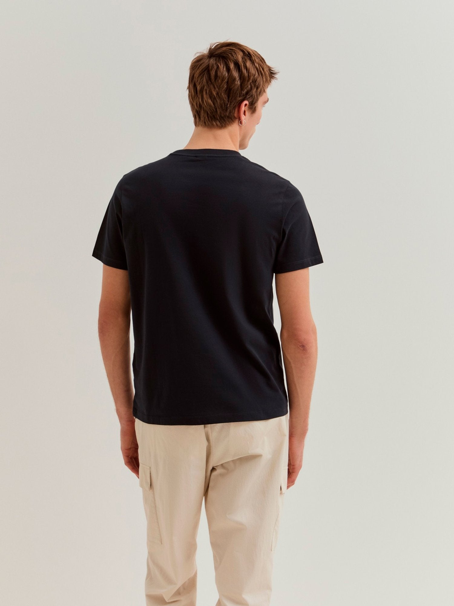 31689 - T-shirt_Lion_Of_Porches