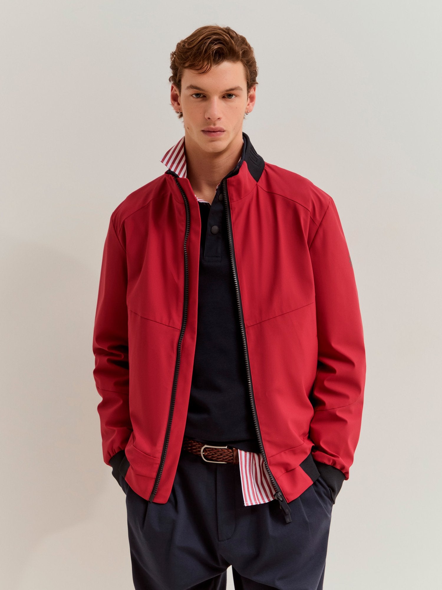 30624 - Blusão_em_Tecido_Técnico