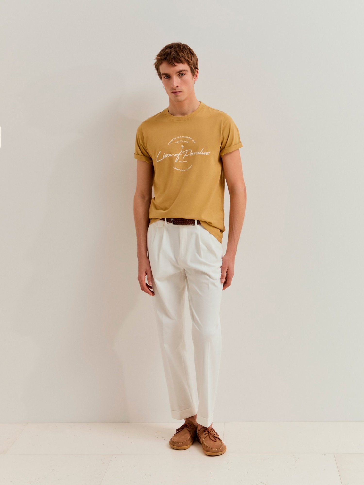 31685 - T-shirt_Lion_Of_Porches